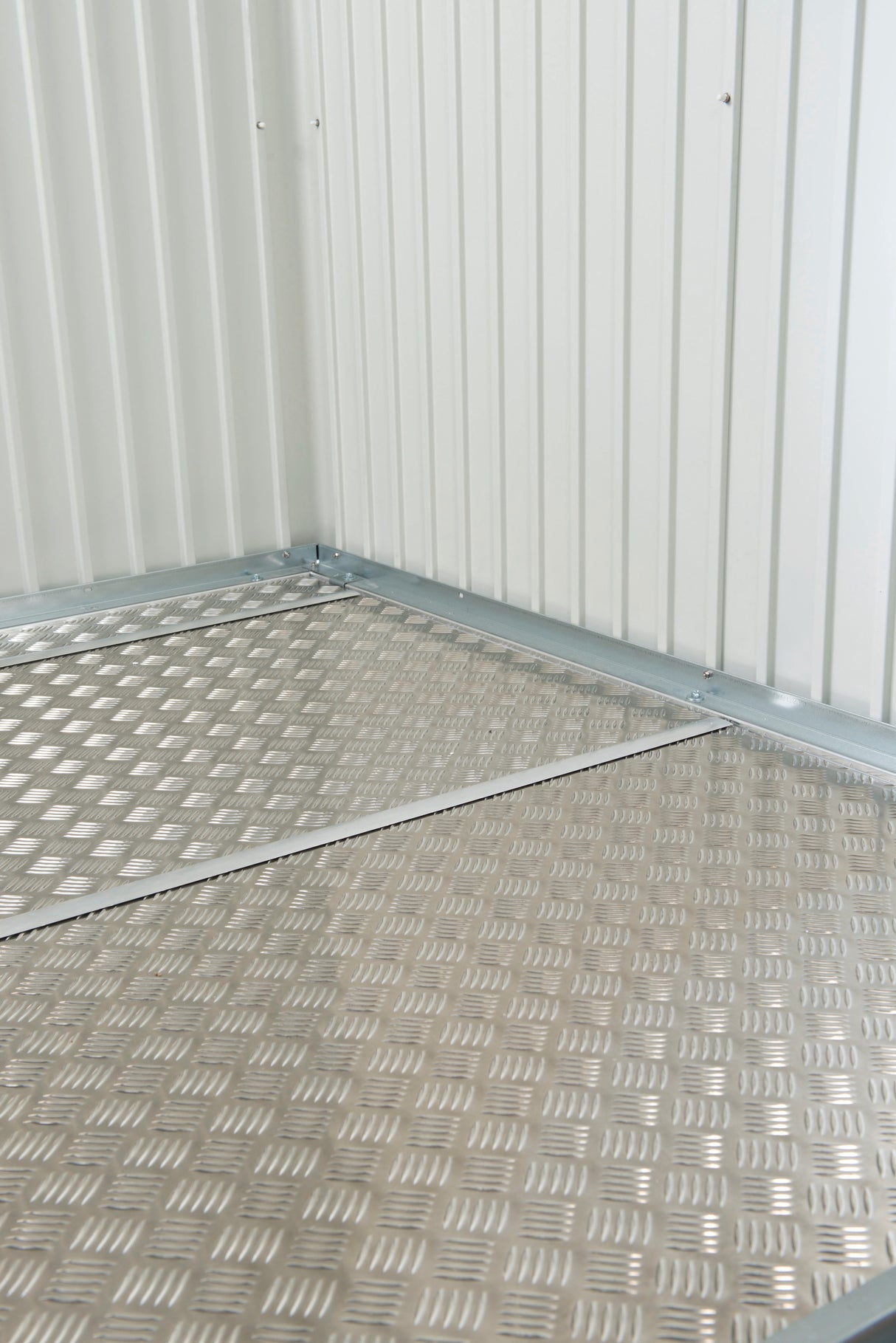 Biohort Aluminium Floor Panels for Equipment Locker