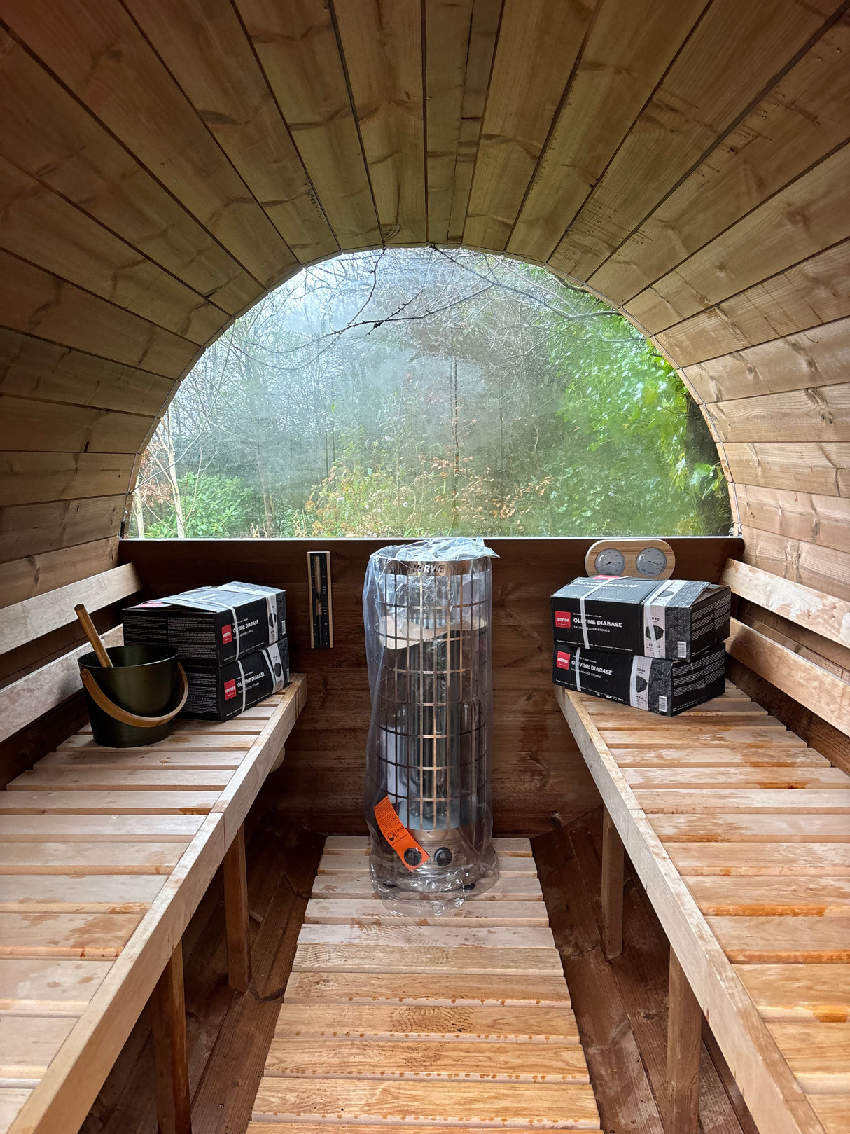 2.8m Barrel Sauna with Porch - Thermowood