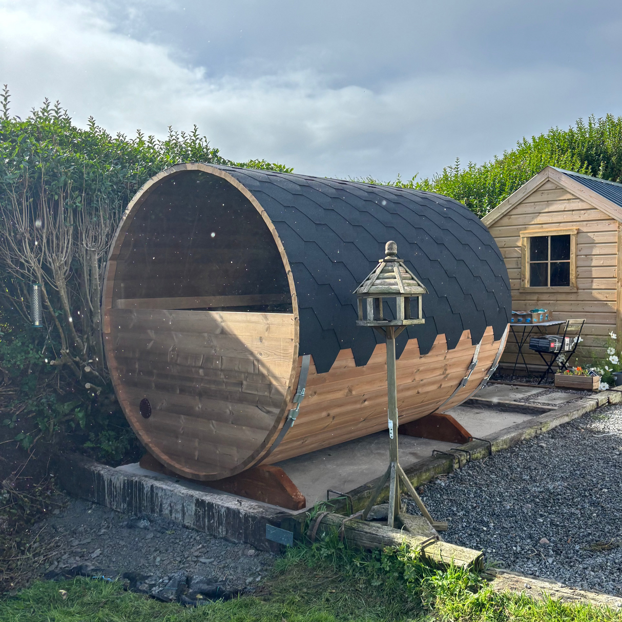 Barrel Sauna 2.4m Length 4 Person Outdoor Sauna with Porch