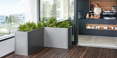 Belvedere Raised Planter Box