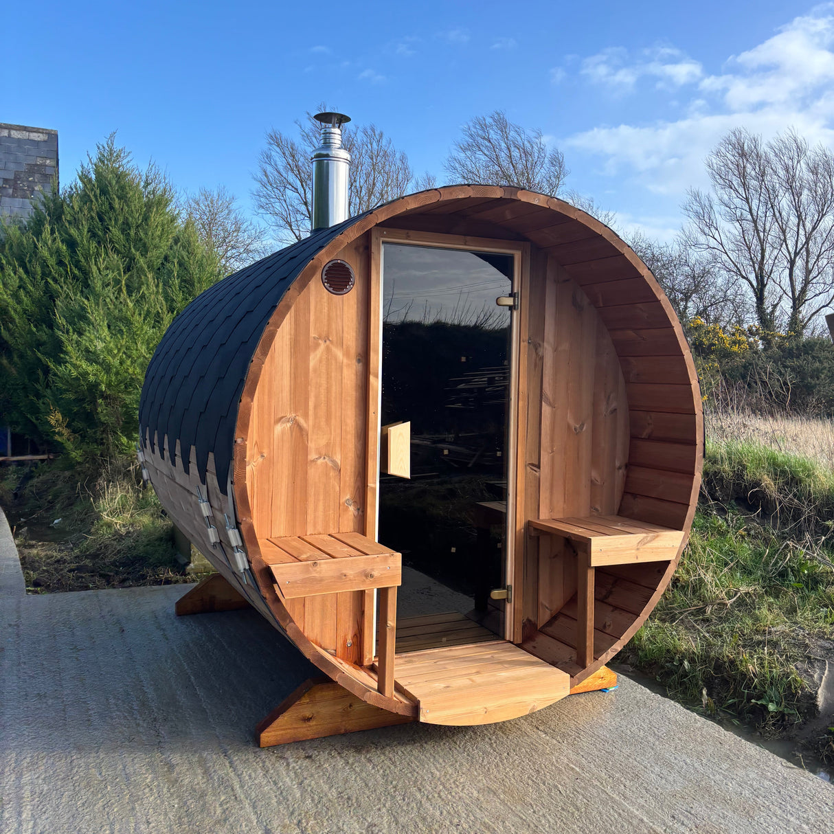 Barrel Sauna 2.4m Length 4 Person Outdoor Sauna with Porch