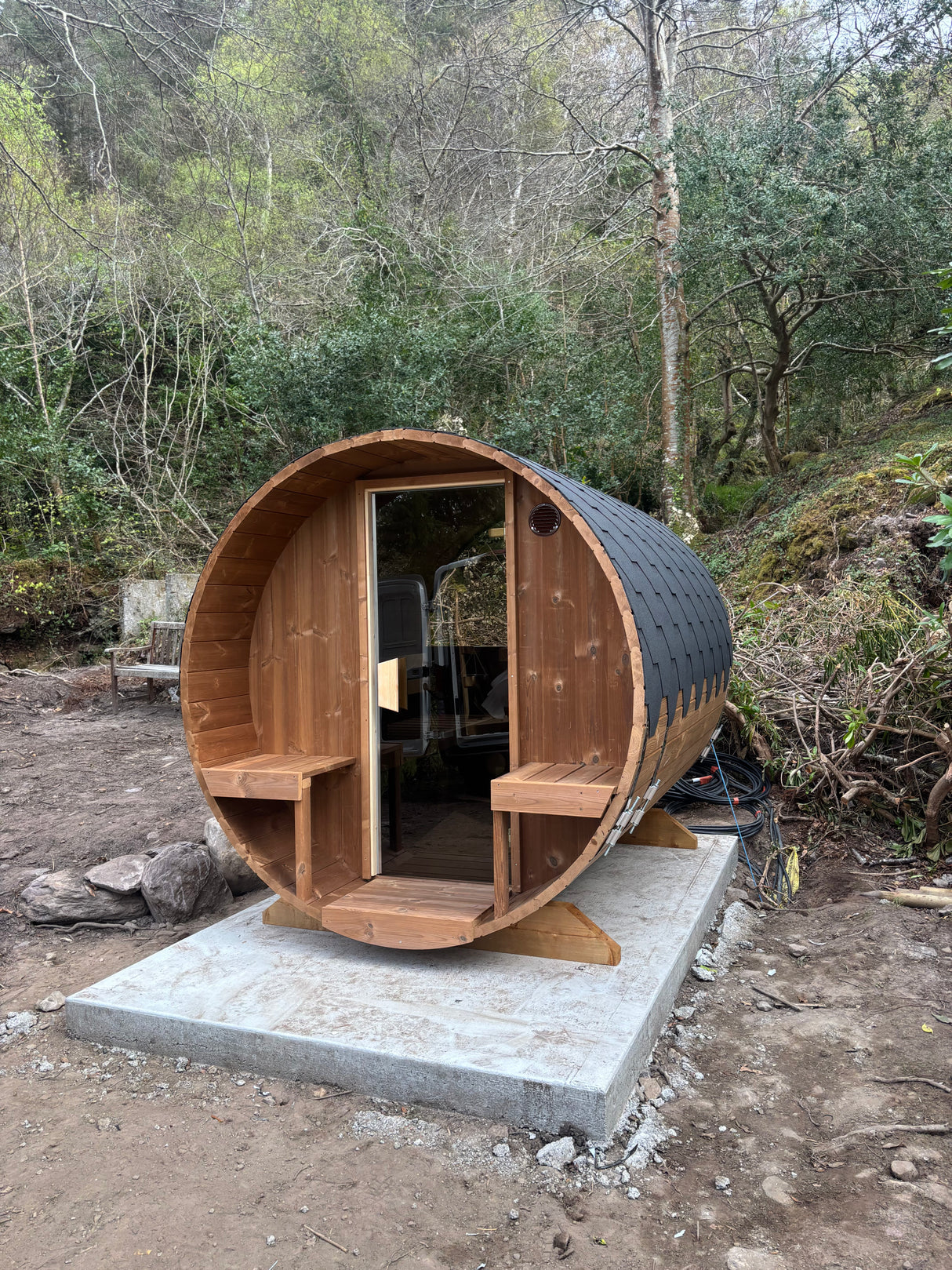 2.8m Barrel Sauna with Porch - Thermowood