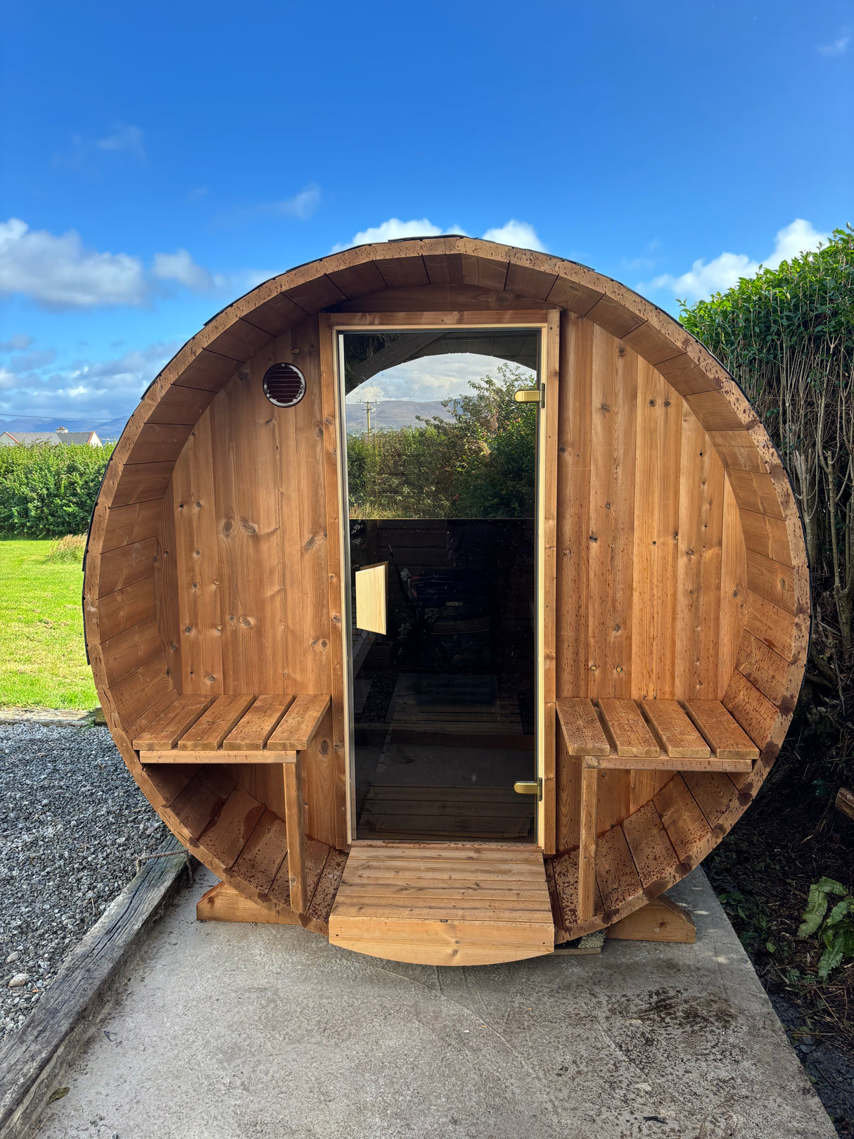 Barrel Sauna 2.4m Length 4 Person Outdoor Sauna with Porch