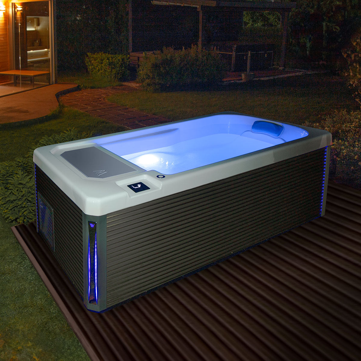 Wellis Iceland Cold Plunge Tub