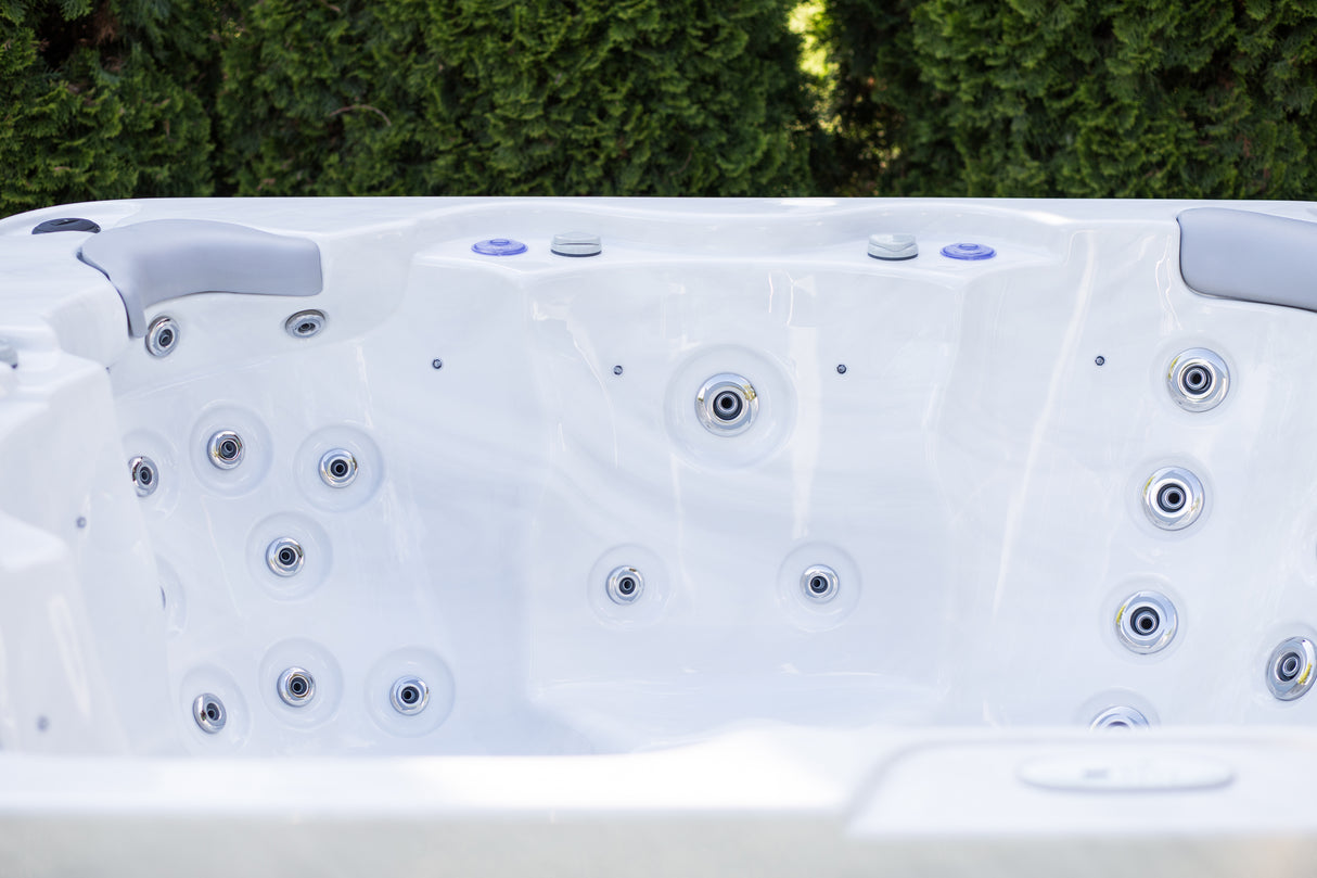 Wellis Jupiter P&P Classic Line Hot Tub